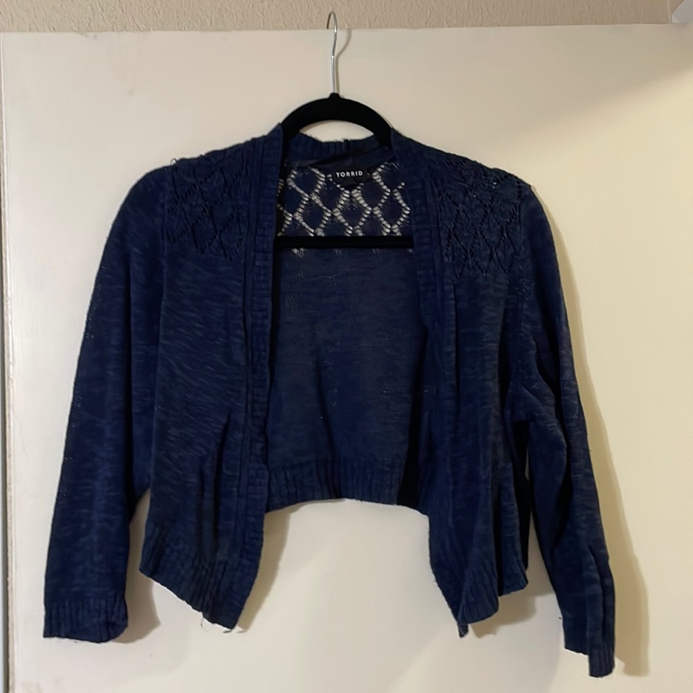 Torrid cropped blue cardigan